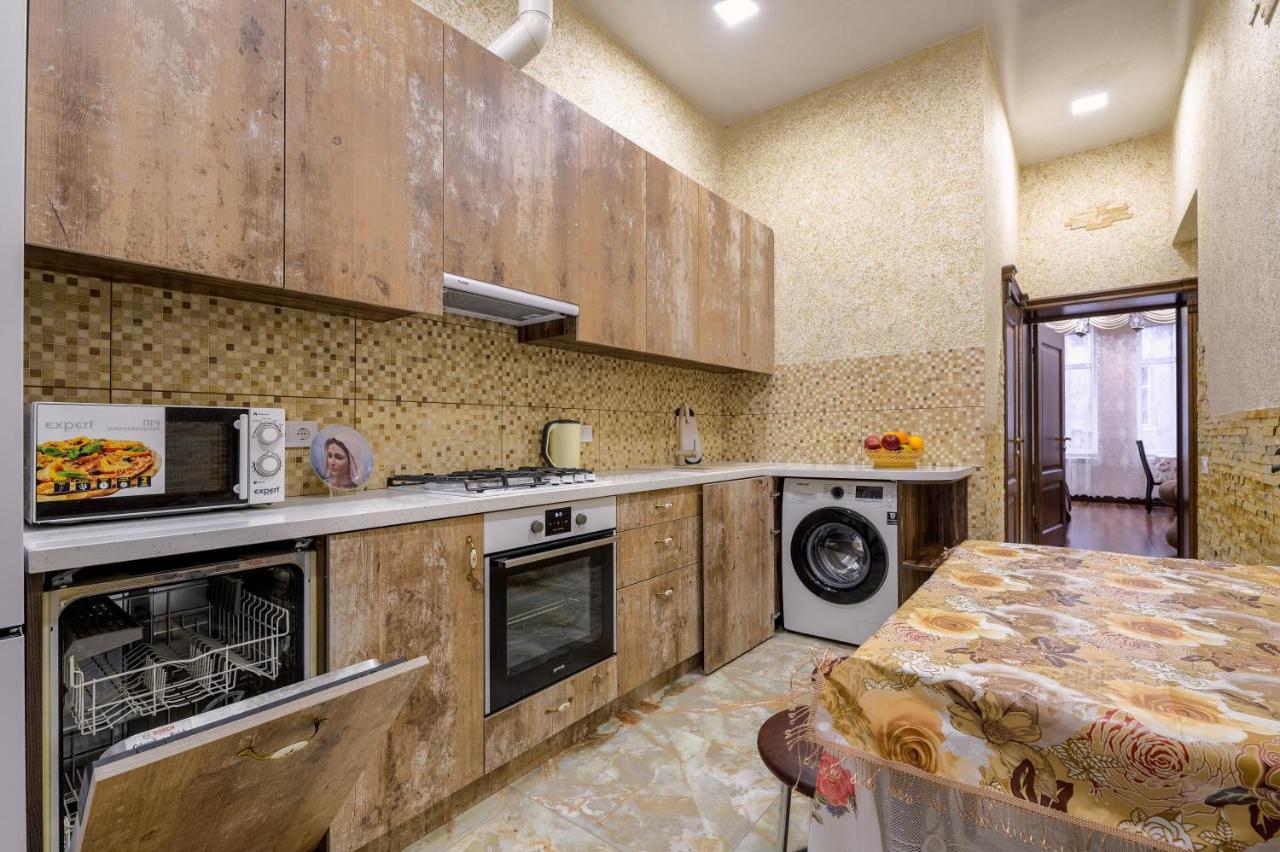 Noviy Svit 4 Apartments Leopoli Esterno foto